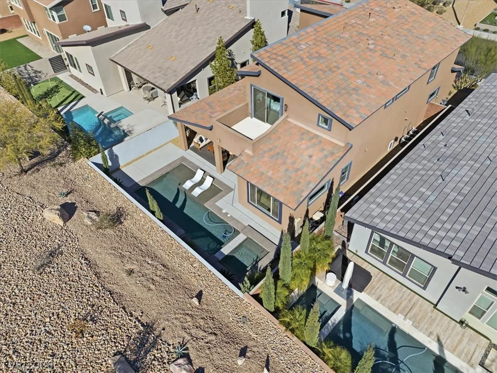 9725 Starlight Ridge, Las Vegas, NV 89148