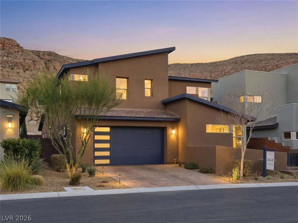 9725 Starlight Ridge, Las Vegas, NV 89148