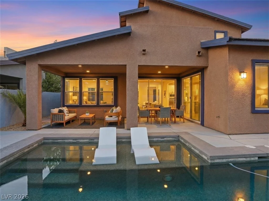 9725 Starlight Ridge, Las Vegas, NV 89148