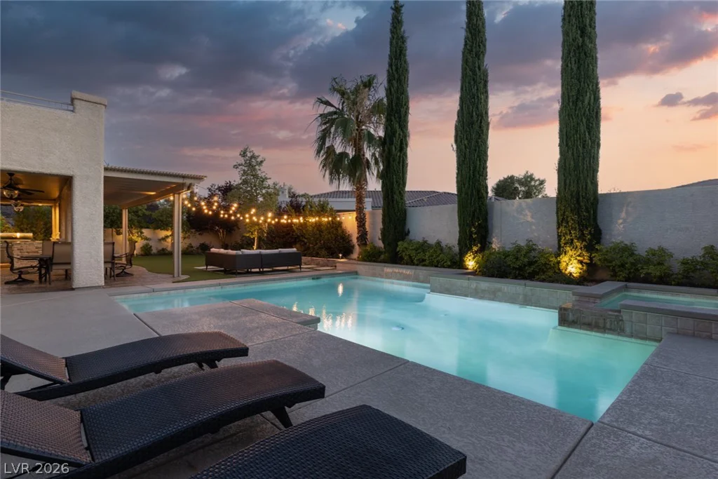 2715 Barrow Downs, Las Vegas, NV 89135