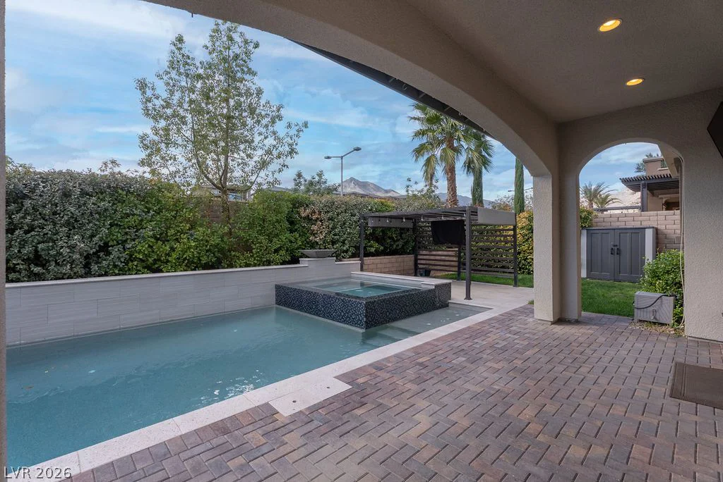367 Pollino Peaks, Las Vegas, NV 89138