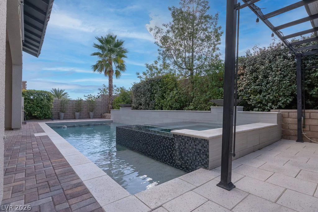 367 Pollino Peaks, Las Vegas, NV 89138