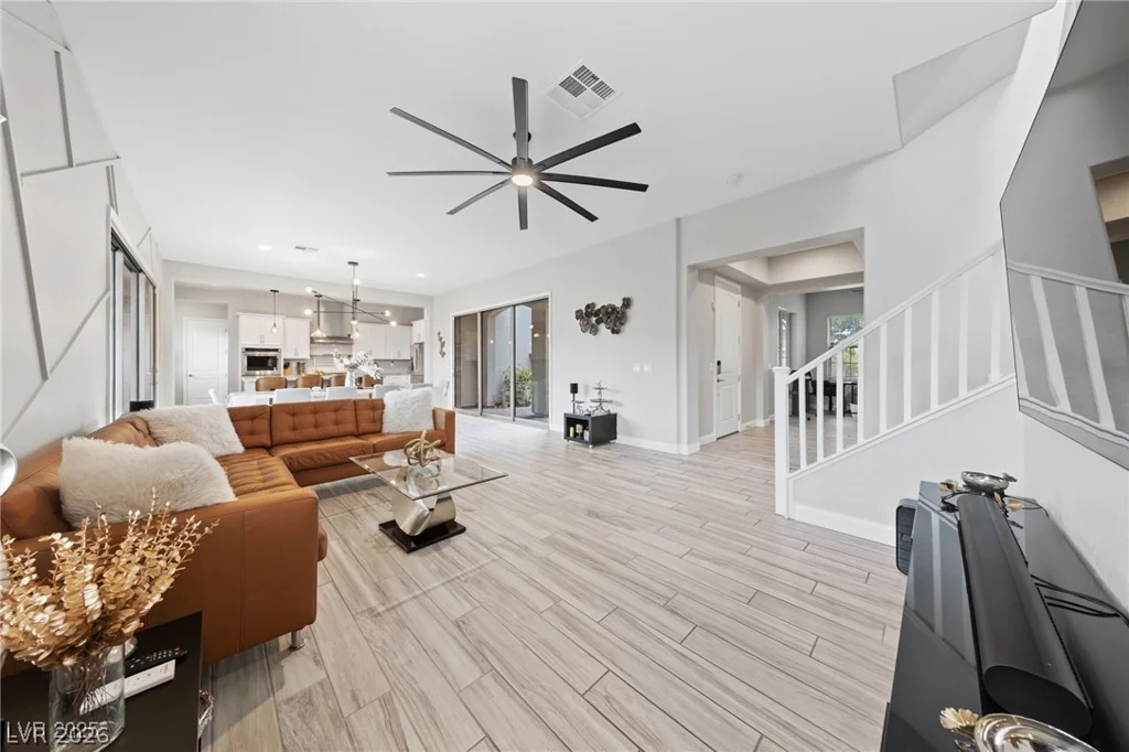 367 Pollino Peaks, Las Vegas, NV 89138