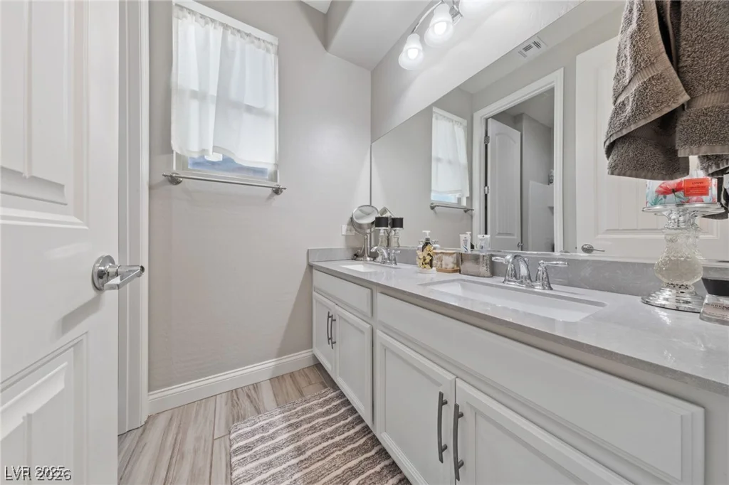 367 Pollino Peaks, Las Vegas, NV 89138