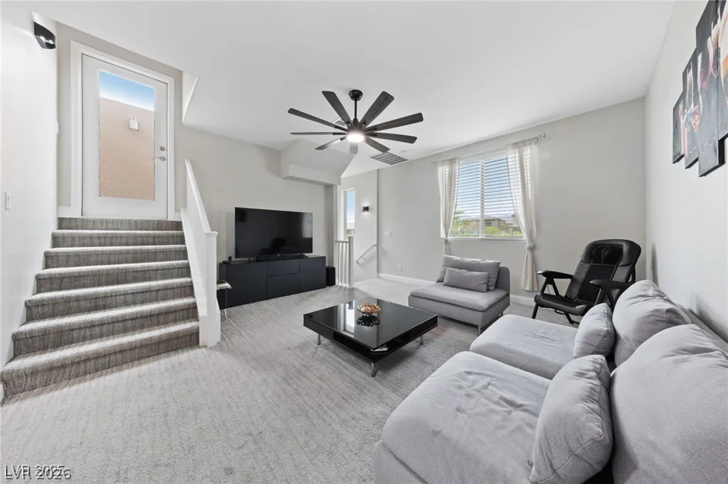 367 Pollino Peaks, Las Vegas, NV 89138