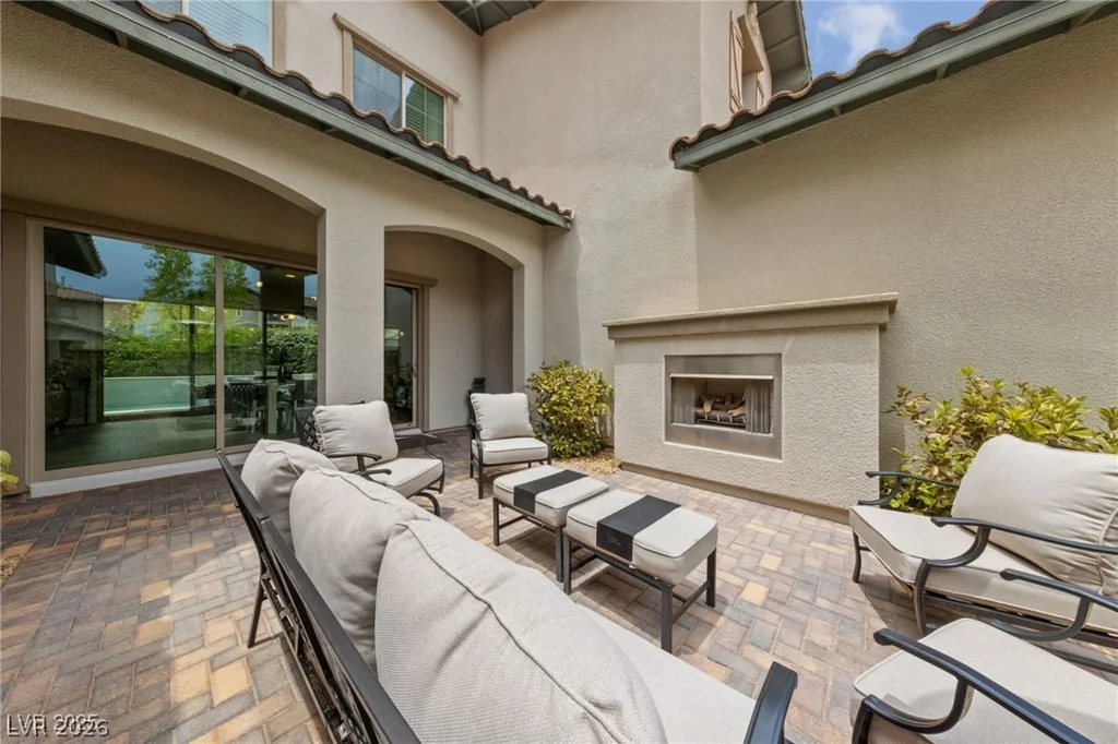 367 Pollino Peaks, Las Vegas, NV 89138