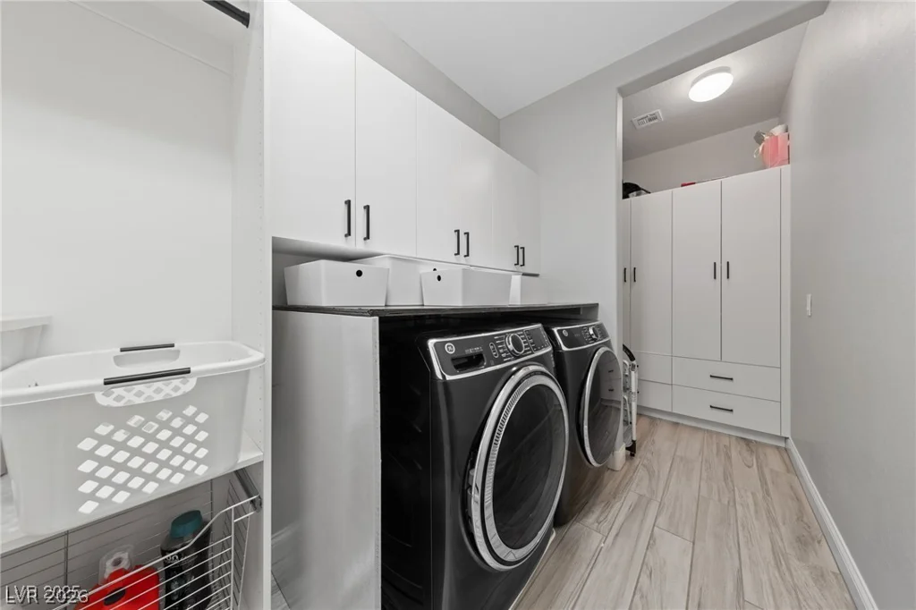 367 Pollino Peaks, Las Vegas, NV 89138
