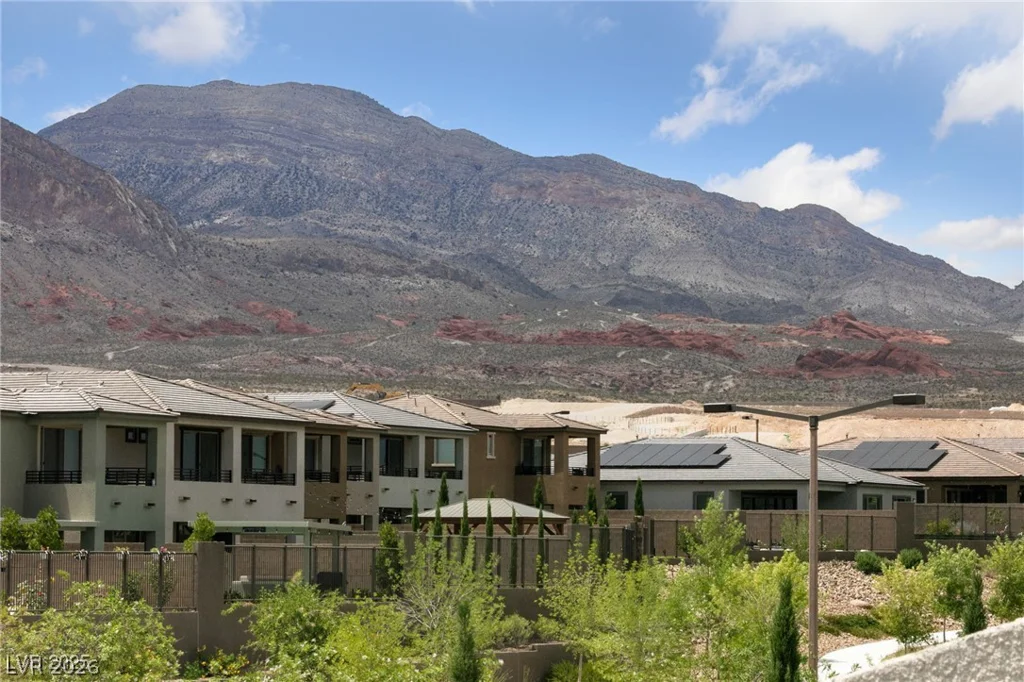 367 Pollino Peaks, Las Vegas, NV 89138
