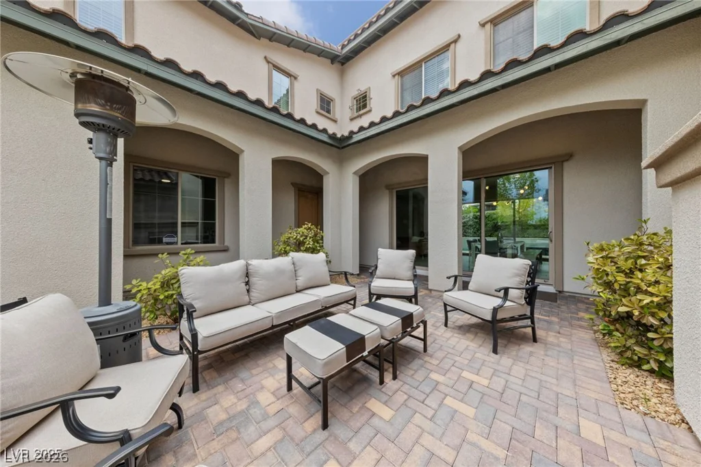 367 Pollino Peaks, Las Vegas, NV 89138