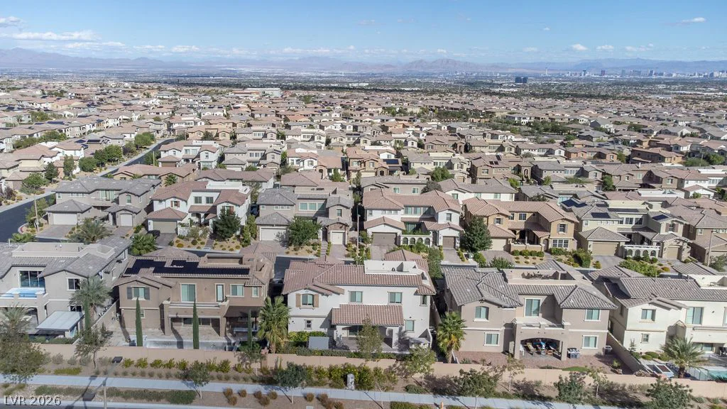367 Pollino Peaks, Las Vegas, NV 89138