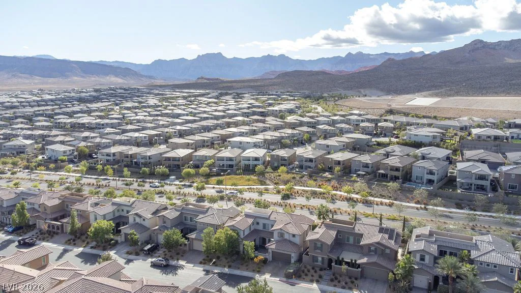 367 Pollino Peaks, Las Vegas, NV 89138