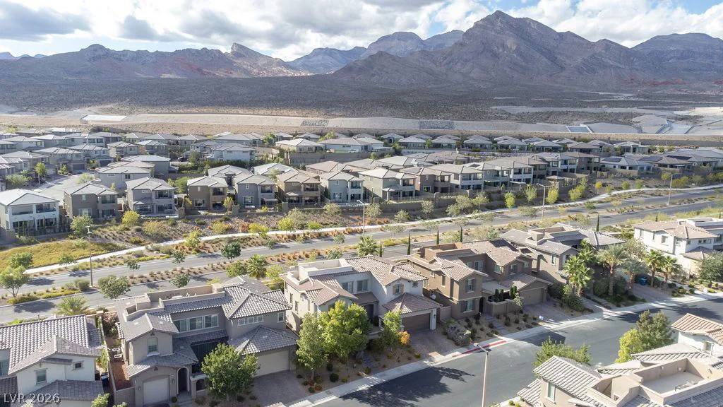367 Pollino Peaks, Las Vegas, NV 89138