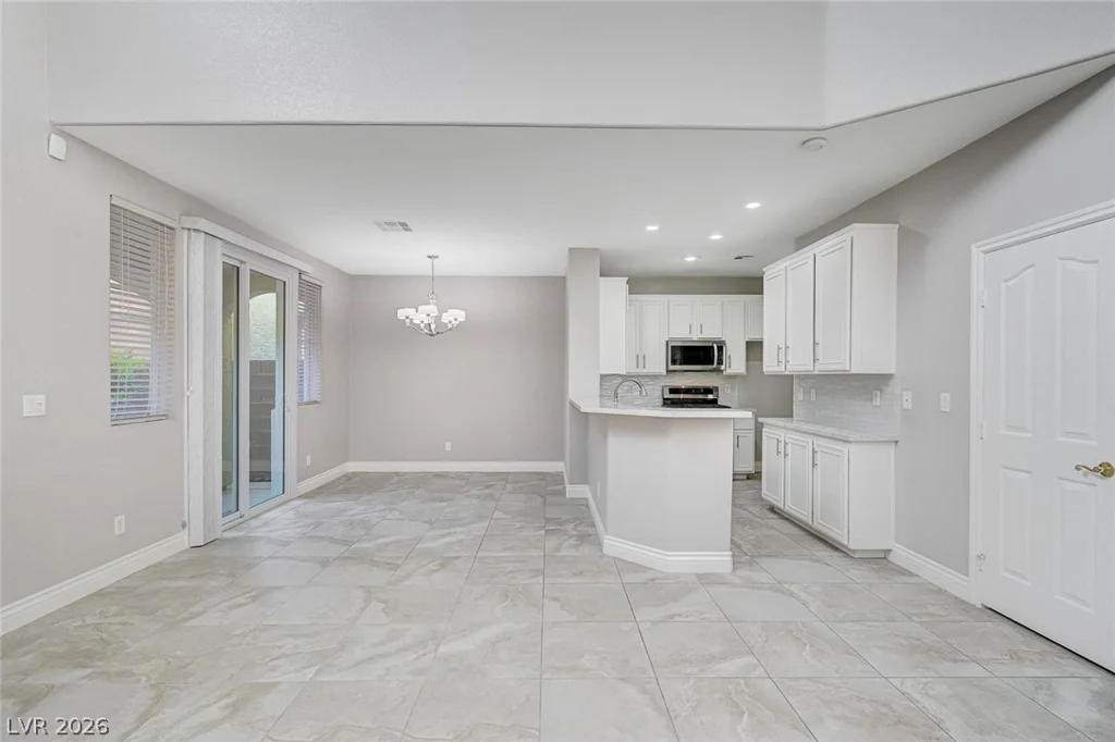 933 Bannockburn, Las Vegas, NV 89145