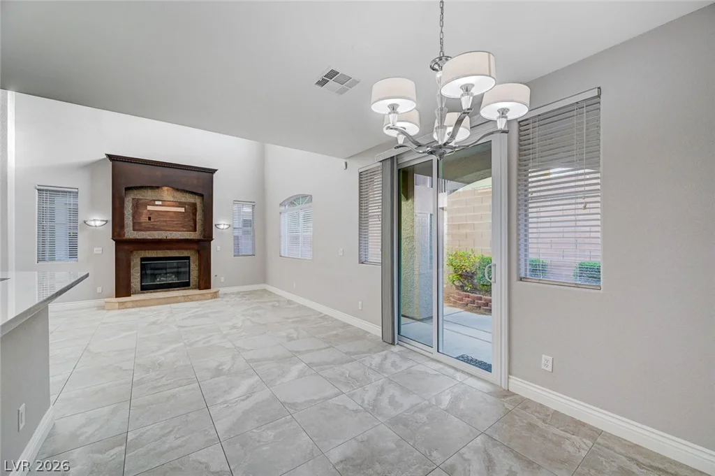 933 Bannockburn, Las Vegas, NV 89145
