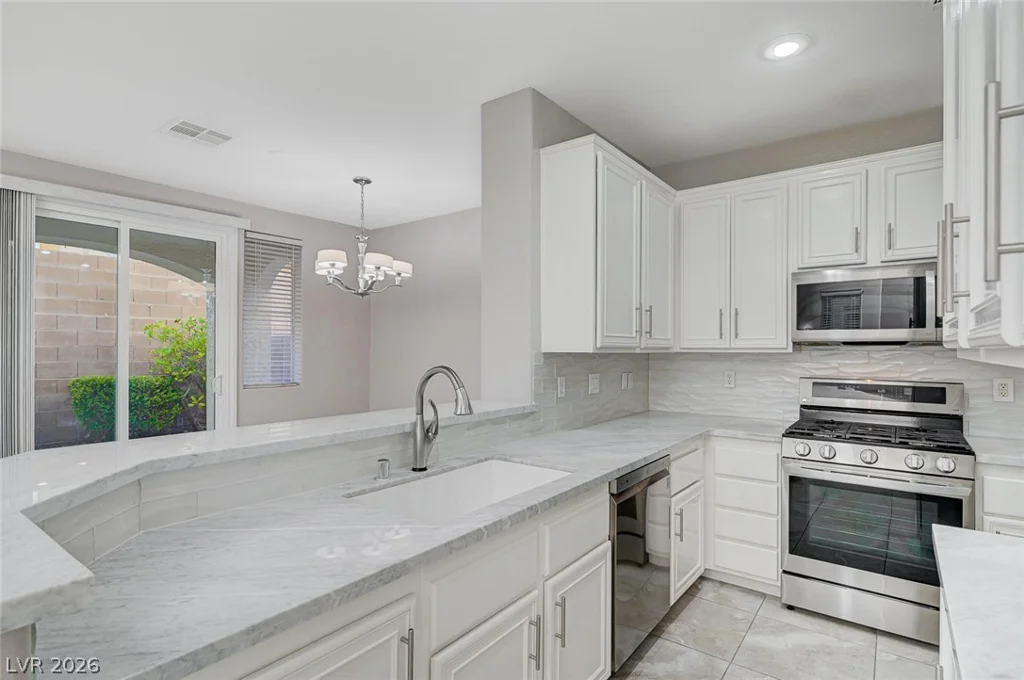 933 Bannockburn, Las Vegas, NV 89145