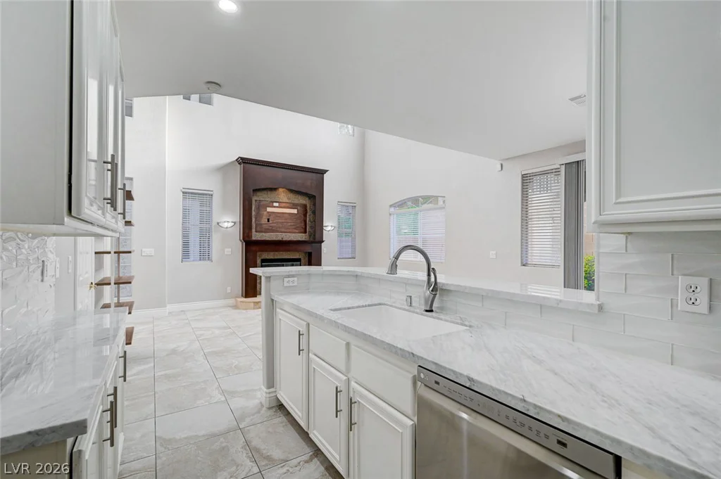 933 Bannockburn, Las Vegas, NV 89145