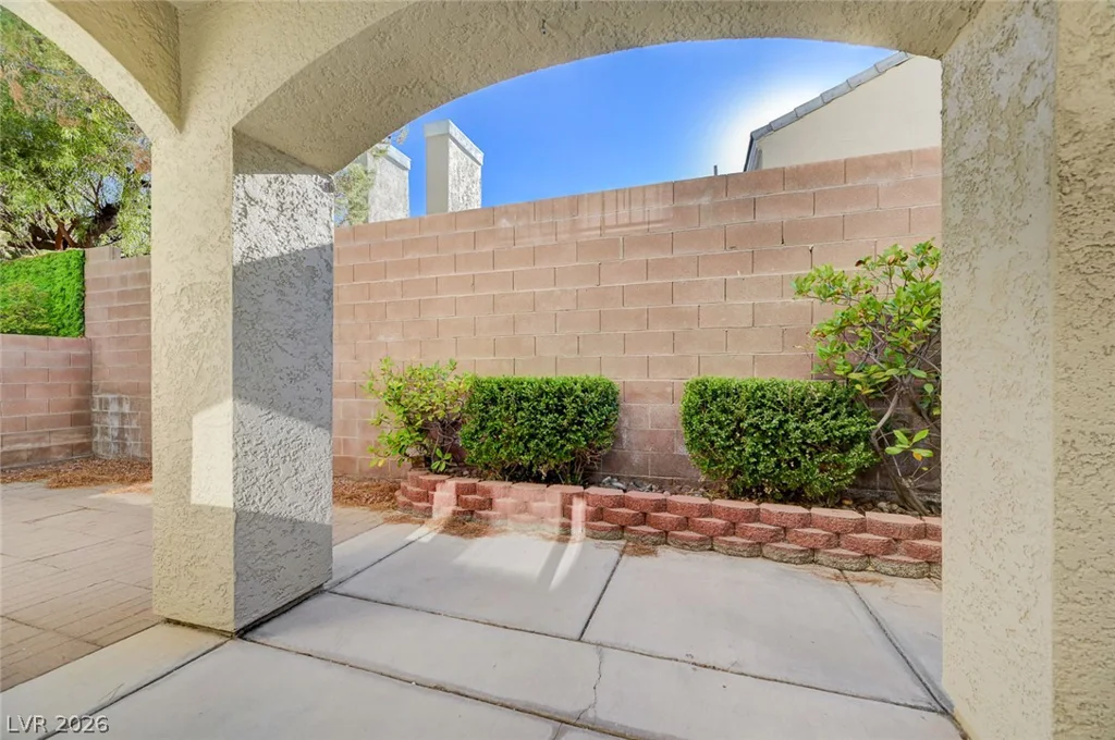 933 Bannockburn, Las Vegas, NV 89145