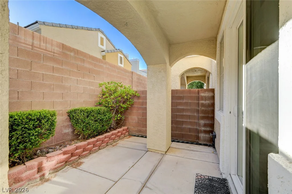 933 Bannockburn, Las Vegas, NV 89145