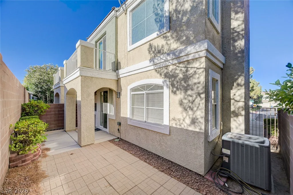 933 Bannockburn, Las Vegas, NV 89145