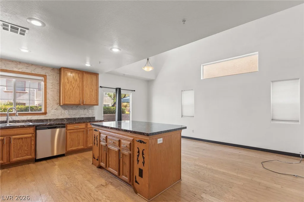 3023 Ocean City, North Las Vegas, NV 89031
