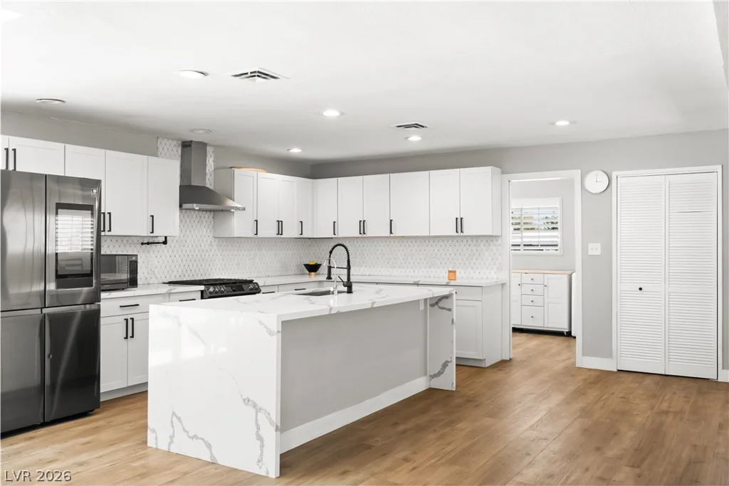 845 Kenny, Las Vegas, NV 89107