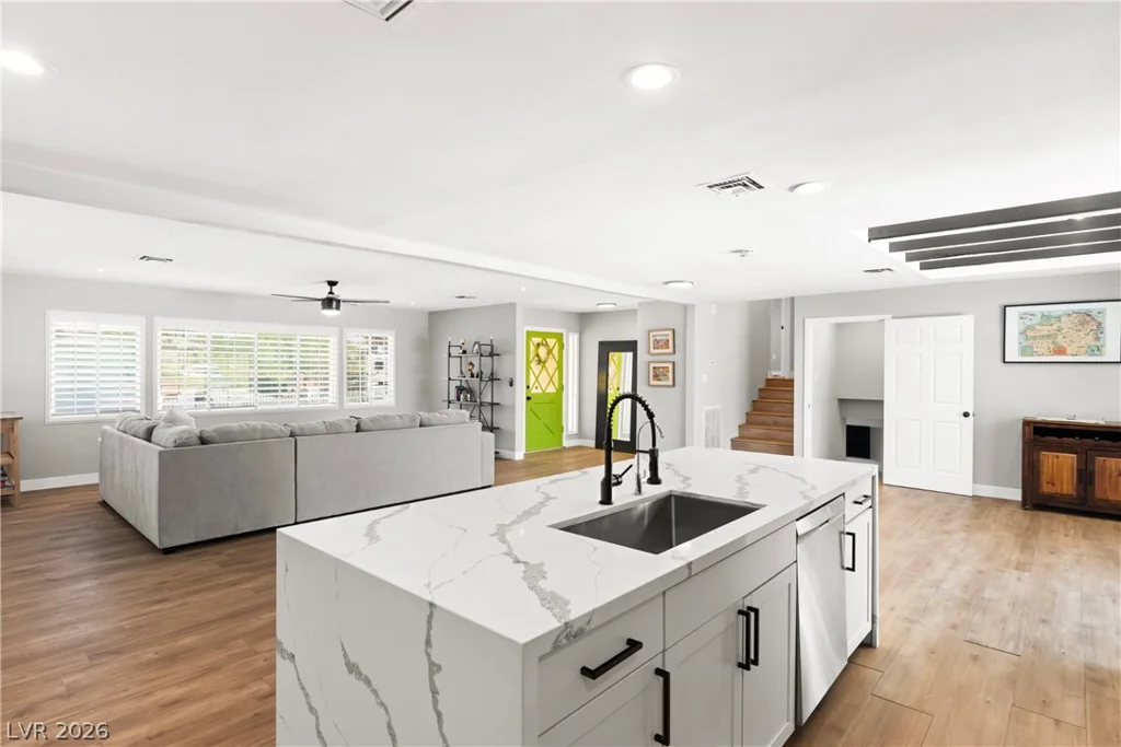 845 Kenny, Las Vegas, NV 89107