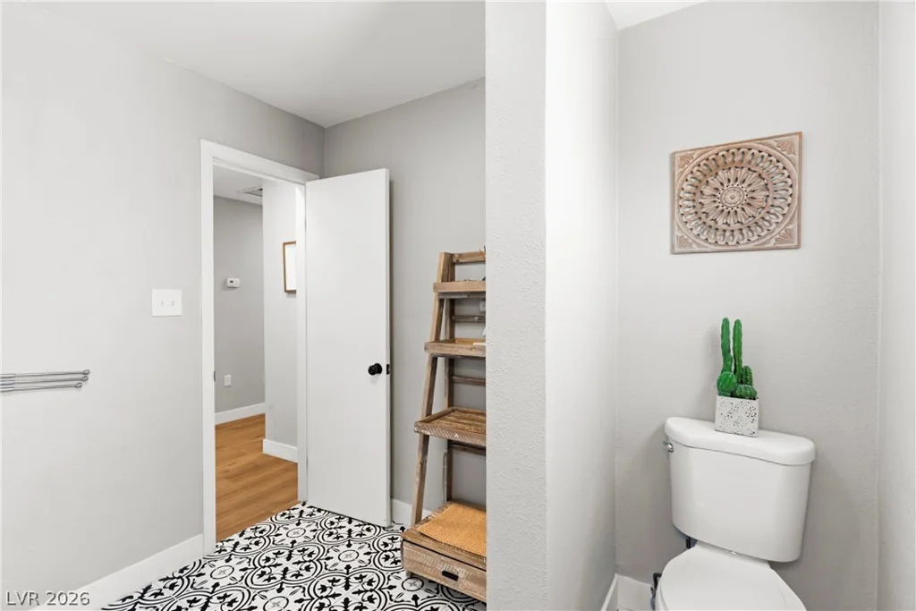 845 Kenny, Las Vegas, NV 89107