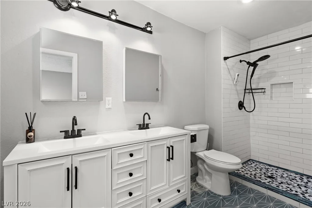 845 Kenny, Las Vegas, NV 89107
