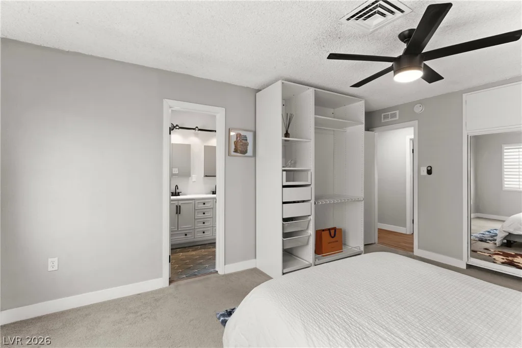 845 Kenny, Las Vegas, NV 89107