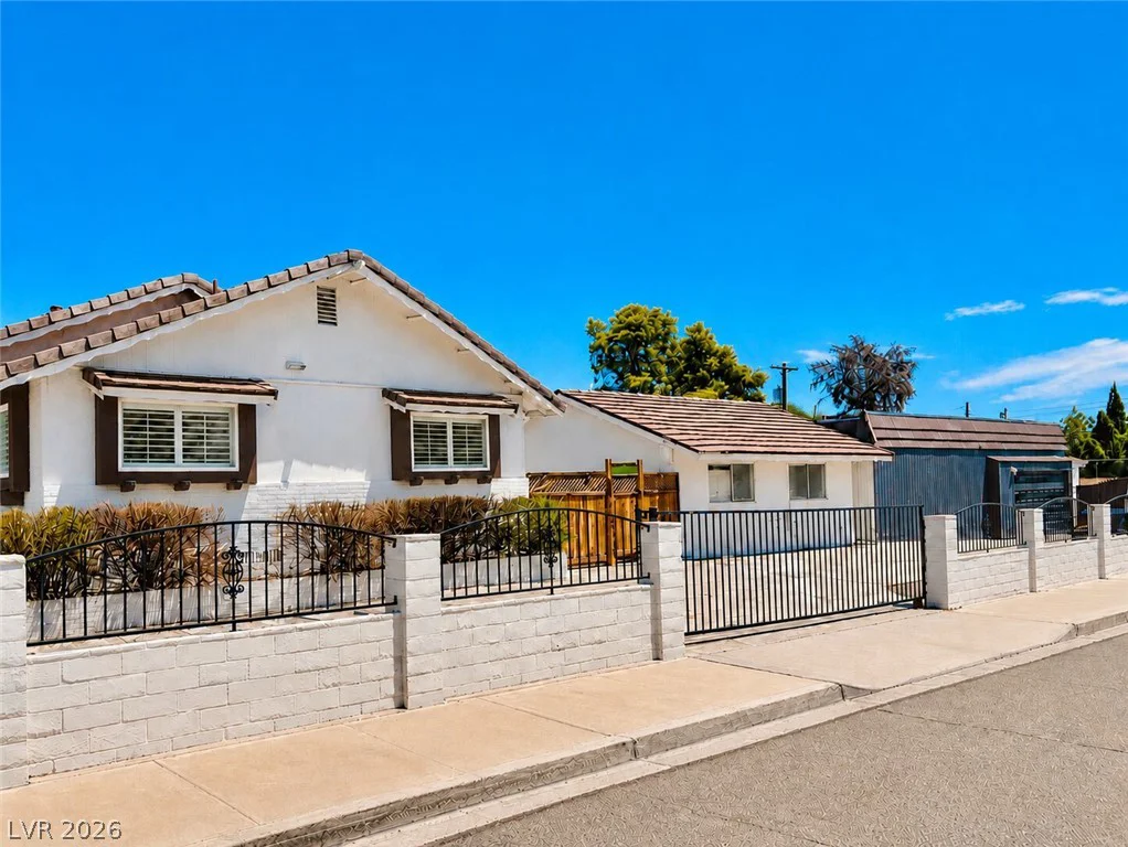 845 Kenny, Las Vegas, NV 89107