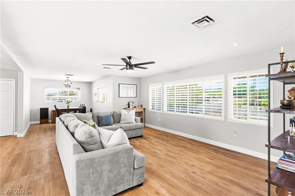845 Kenny, Las Vegas, NV 89107