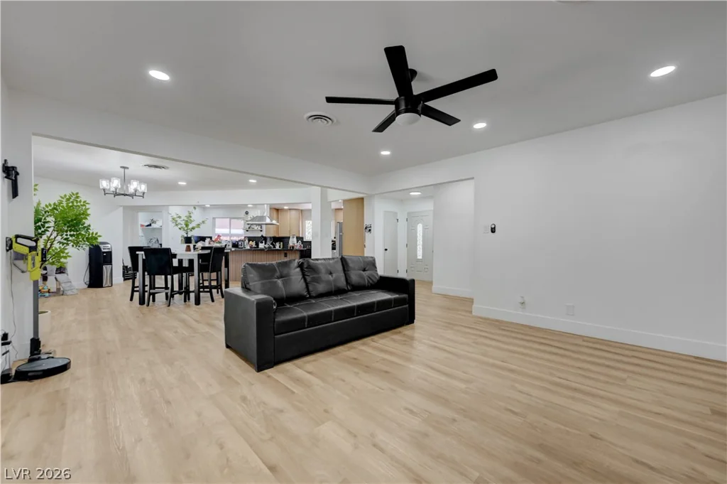 4412 Denia, Las Vegas, NV 89108