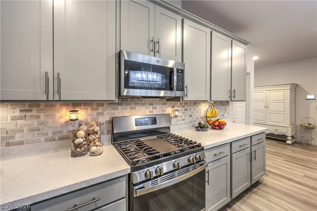 10090 Desert Azure, Las Vegas, NV 89178