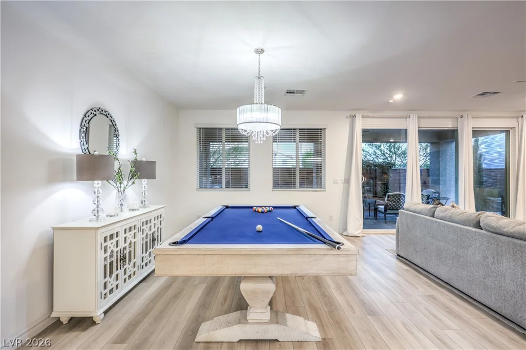 10090 Desert Azure, Las Vegas, NV 89178