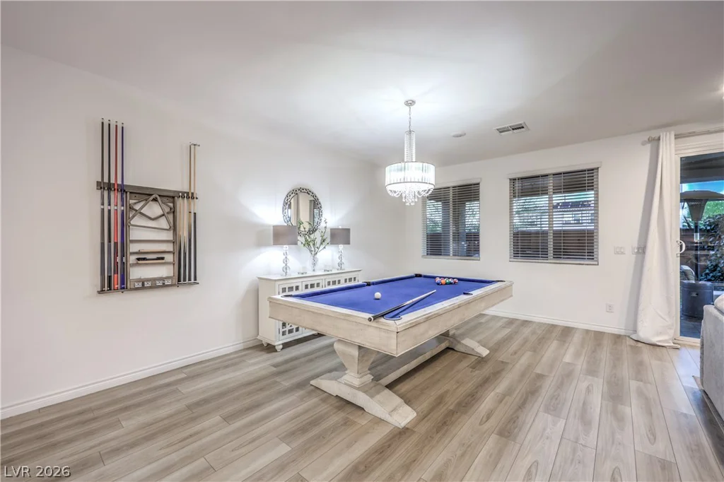 10090 Desert Azure, Las Vegas, NV 89178