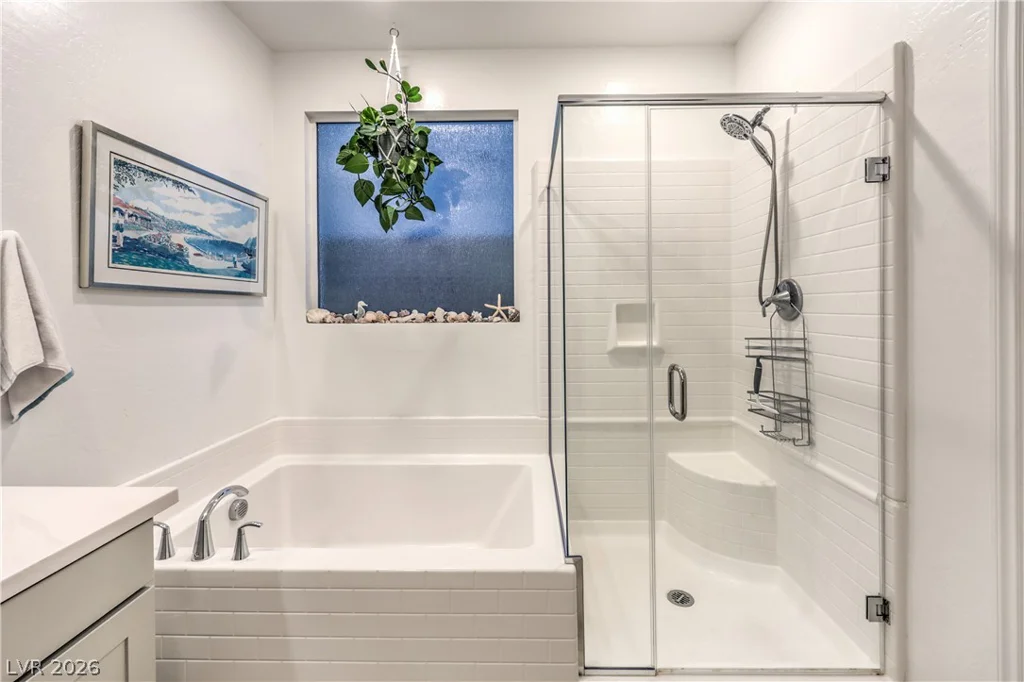 10090 Desert Azure, Las Vegas, NV 89178