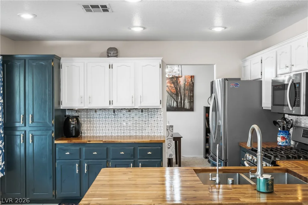2444 Avenida Flores, Henderson, NV 89074