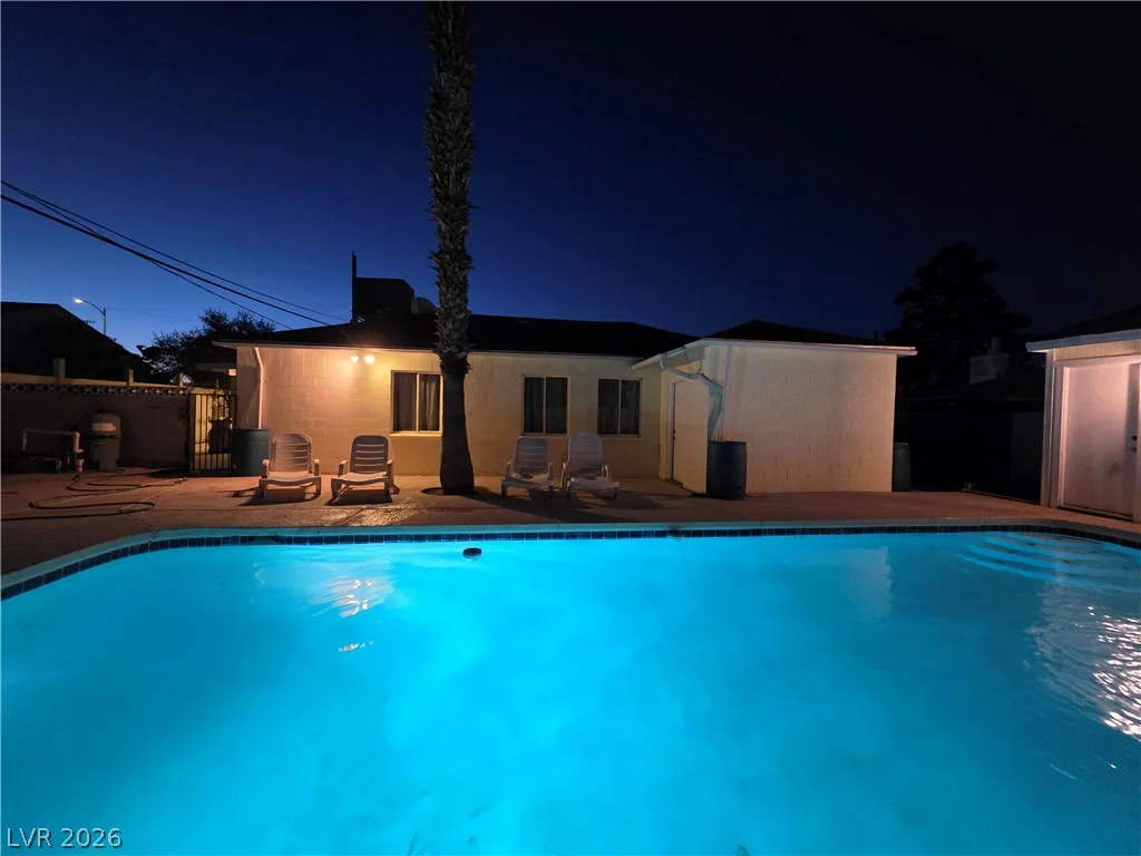 4219 Fulton, Las Vegas, NV 89107