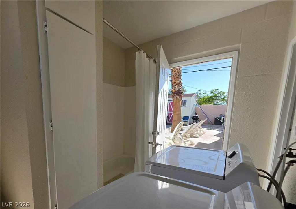 4219 Fulton, Las Vegas, NV 89107