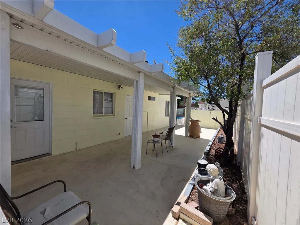 4219 Fulton, Las Vegas, NV 89107
