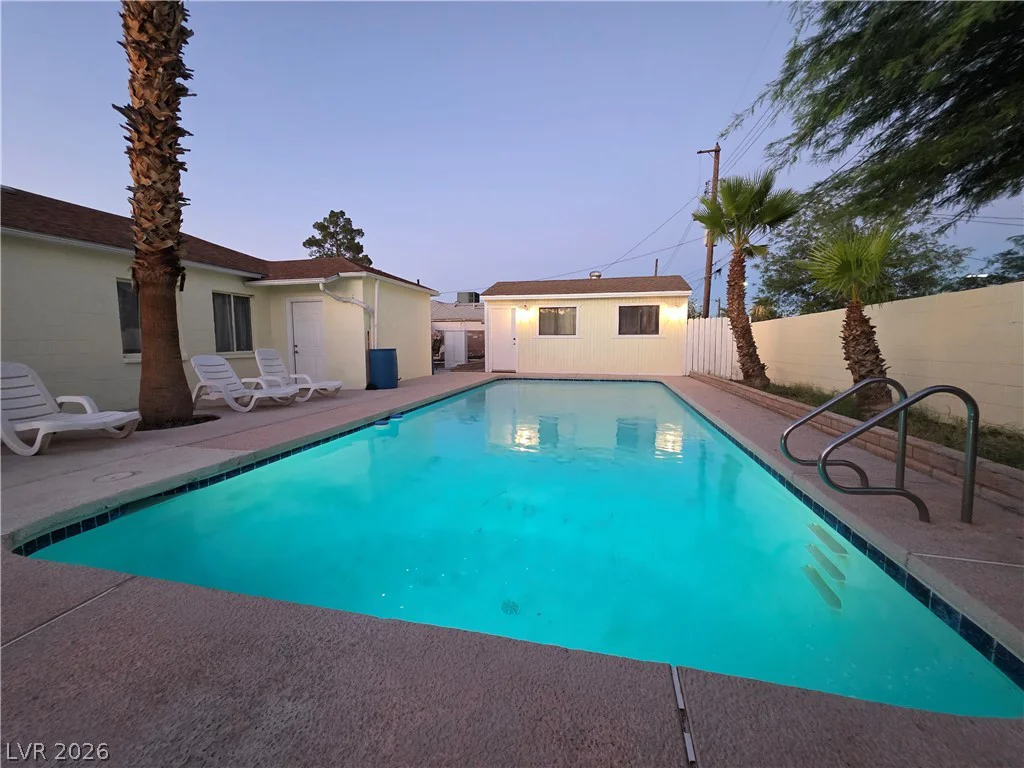 4219 Fulton, Las Vegas, NV 89107