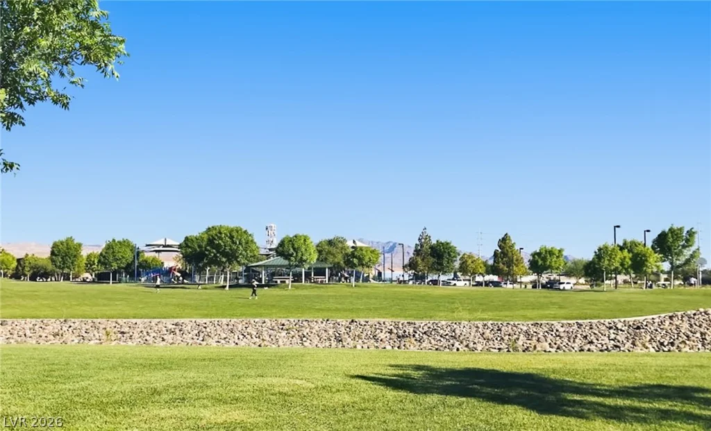 6325 Woodstock, Las Vegas, NV 89118