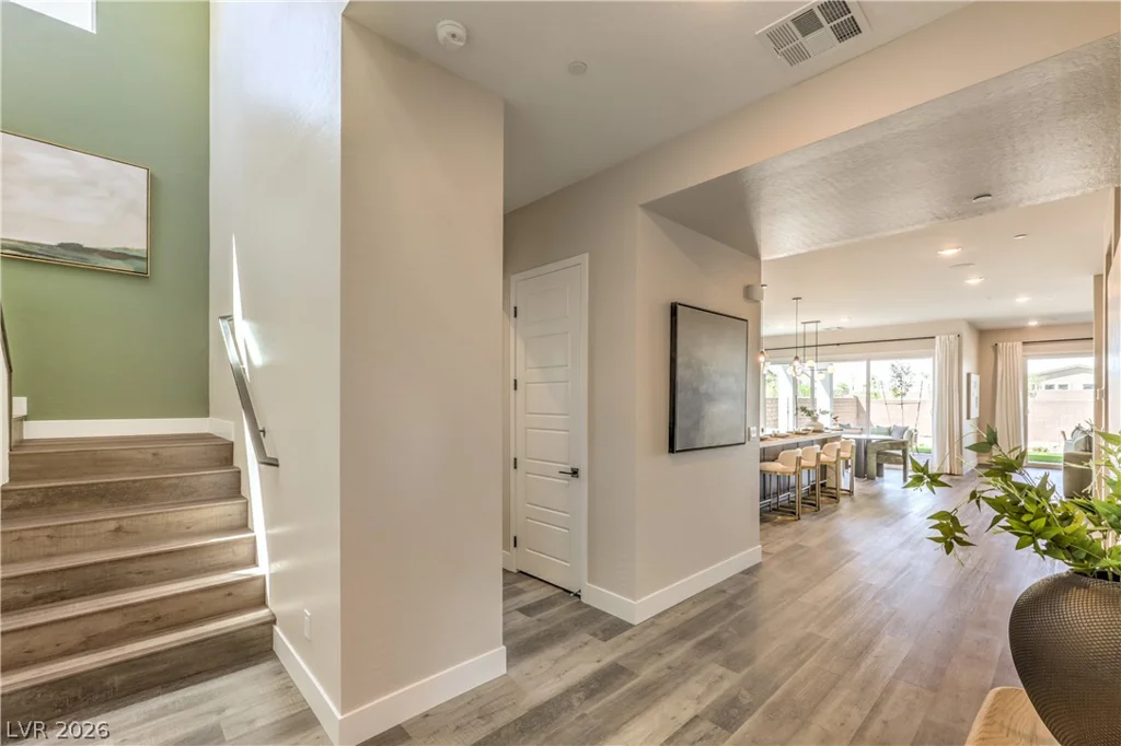 7916 Arial Bay, North Las Vegas, NV 89084