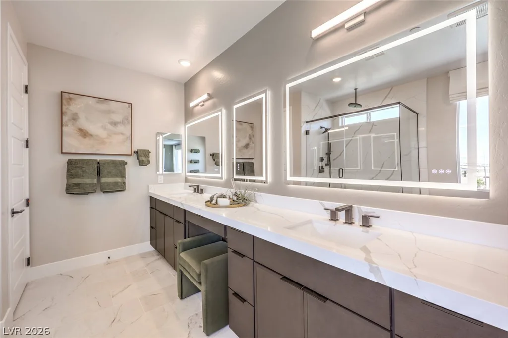 7916 Arial Bay, North Las Vegas, NV 89084