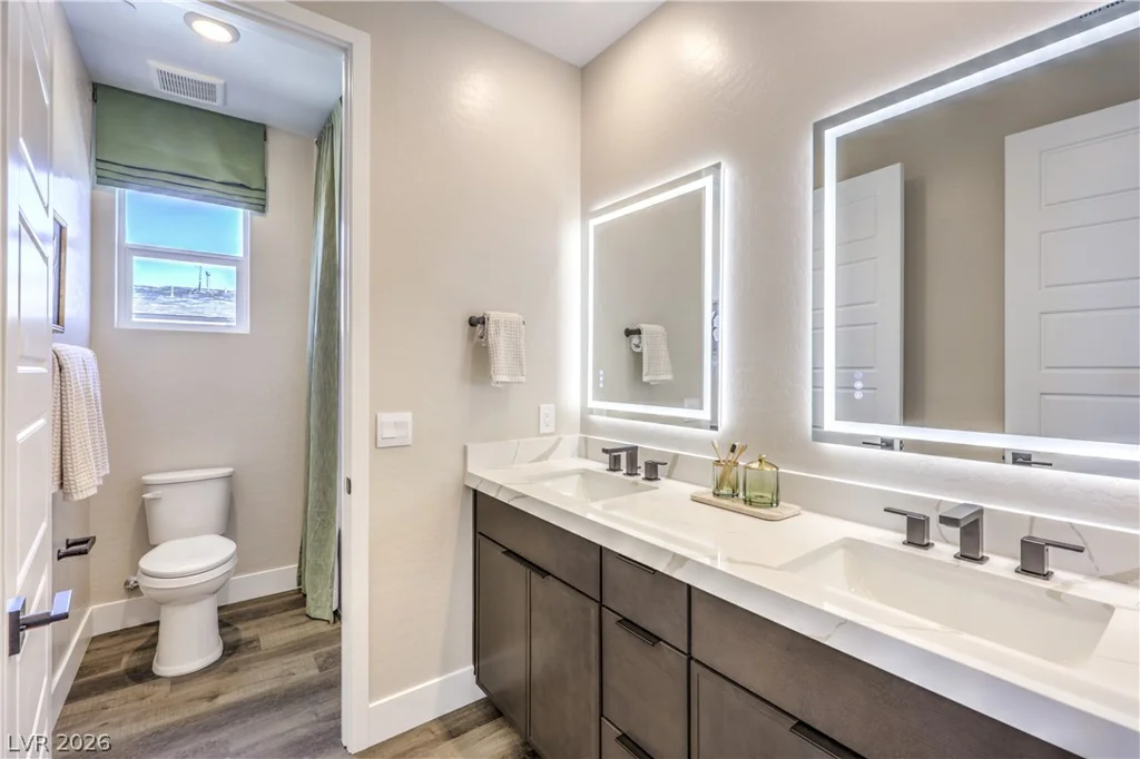 7916 Arial Bay, North Las Vegas, NV 89084