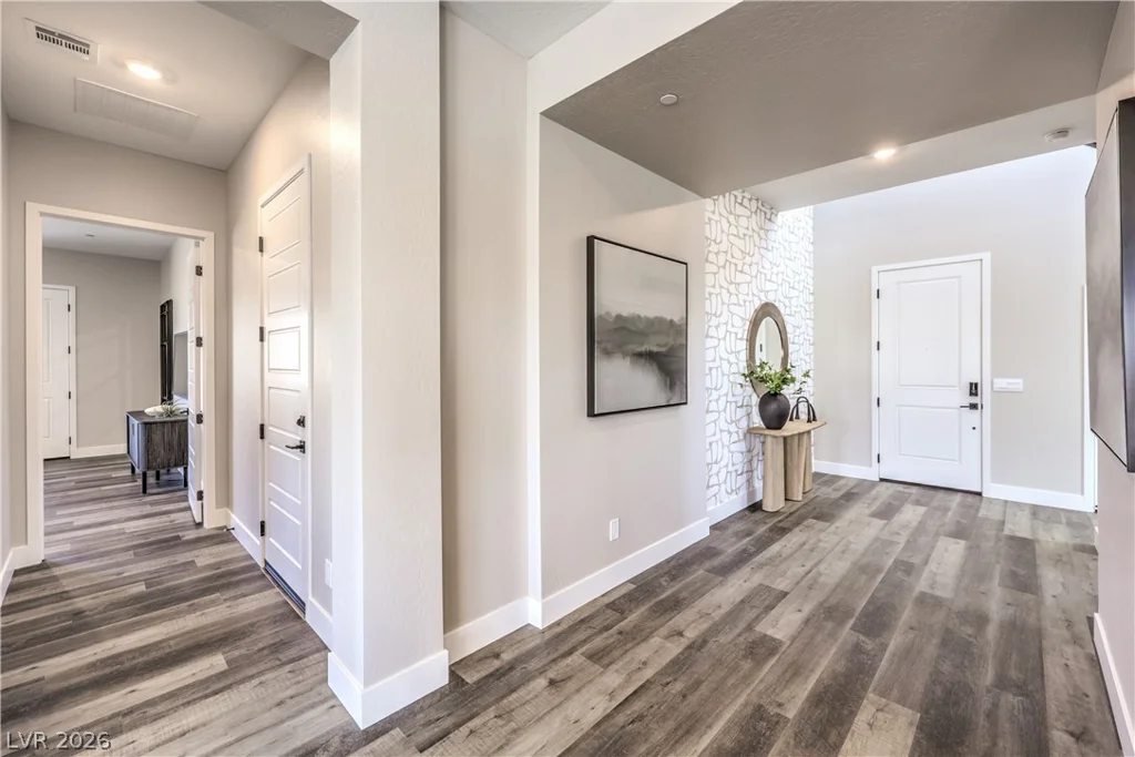 7916 Arial Bay, North Las Vegas, NV 89084