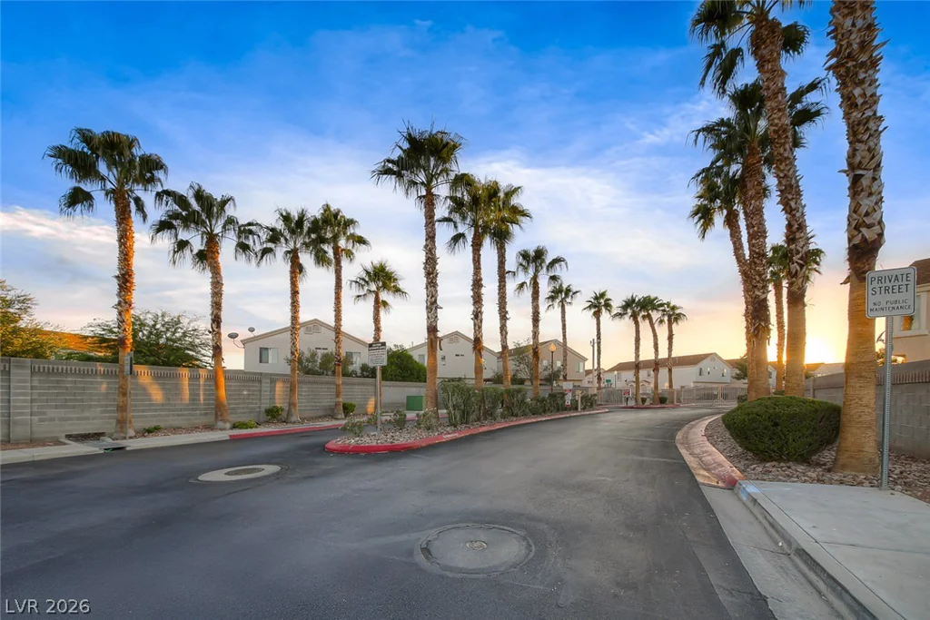 6255 Dan Blocker, Henderson, NV 89011