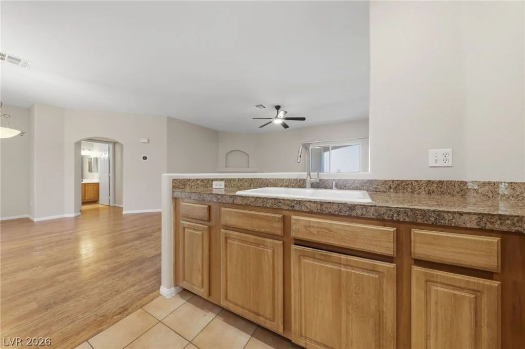 104 Lemon Glaze, Las Vegas, NV 89145