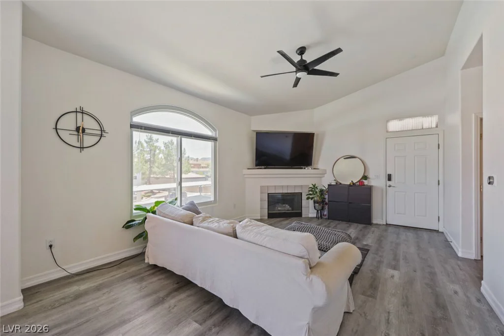 700 Carnegie, Henderson, NV 89052