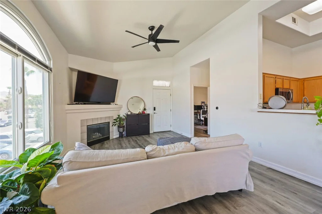 700 Carnegie, Henderson, NV 89052